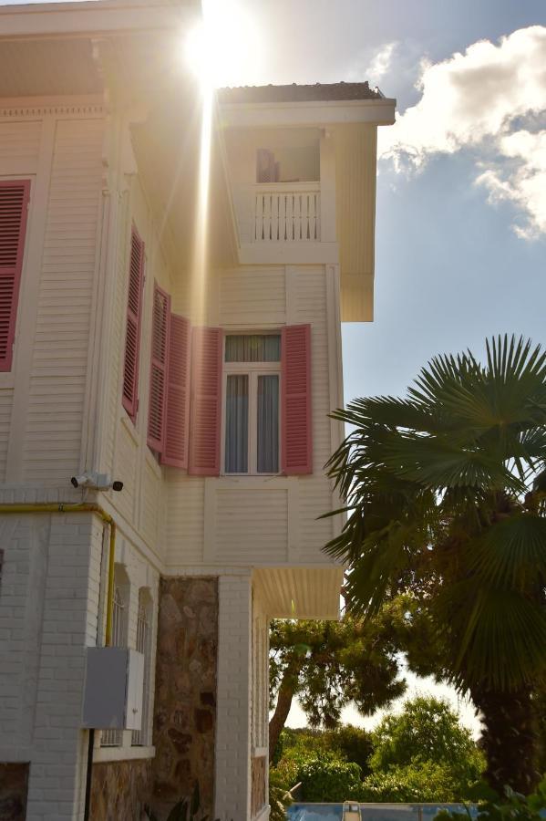 Noya Koesk Otel Kinaliada  Exterior foto